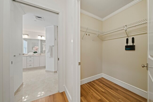 Building Photo - 321 Hammond Pond Pkwy