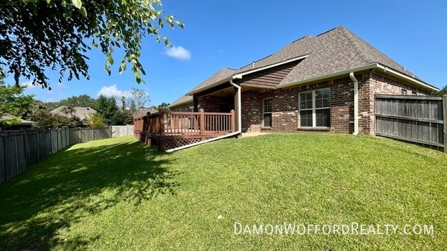 Building Photo - 610 Salems Ct