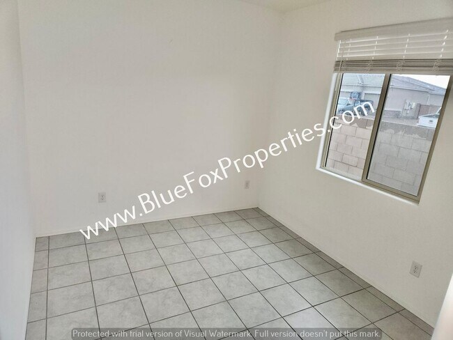 Building Photo - 10897 W Sarabella Dr