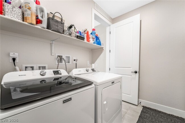 Building Photo - 57 Lk Blf Ct
