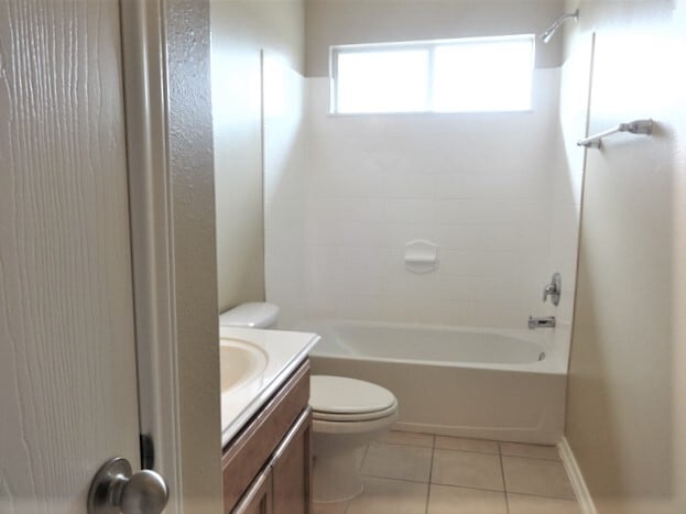 Building Photo - 8918 Farm Ridge Ln