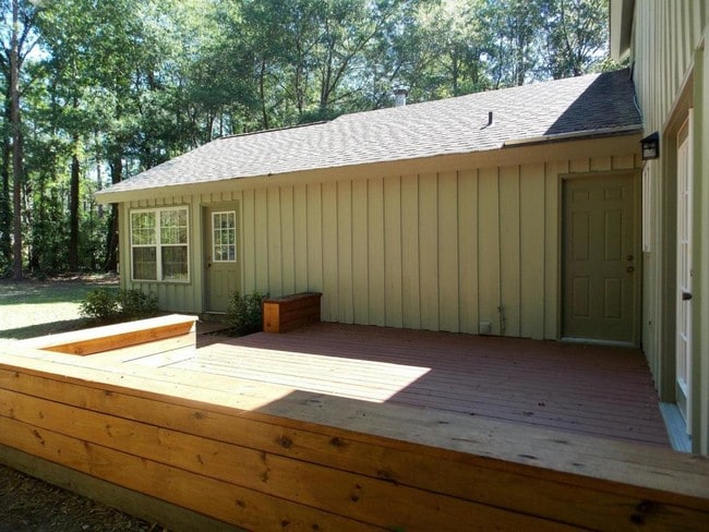 Building Photo - 119 Greenbriar Trail