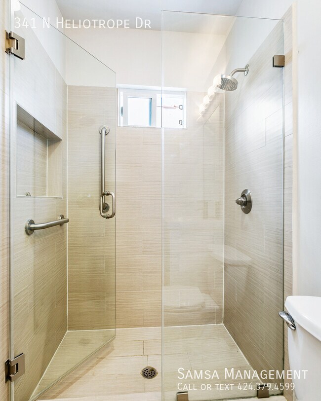 Building Photo - 341 Heliotrope Dr