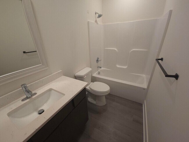 Building Photo - For Rent – 3 Bed | 2 Bath single family ho...