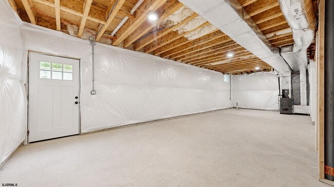 Building Photo - 456 S Nectar Ave