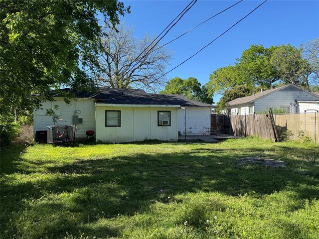 Building Photo - 2218 Farola Dr