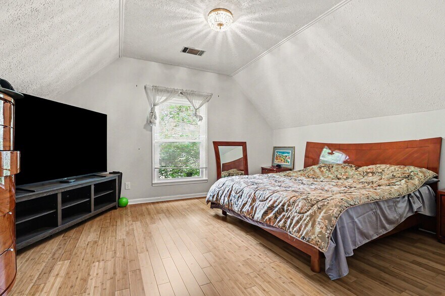 Building Photo - 3695 Winters Hill Dr