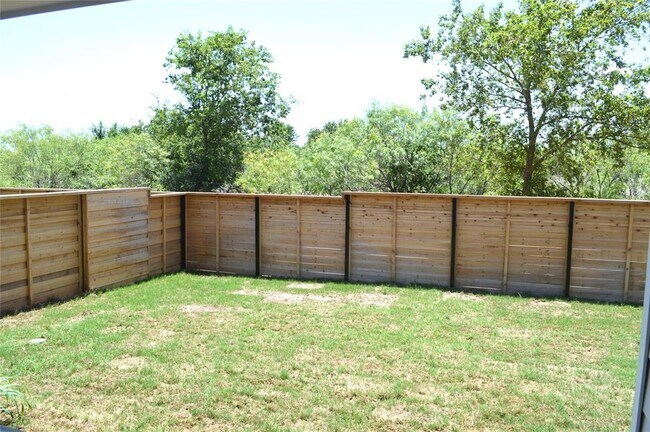 Building Photo - 1524 Marley