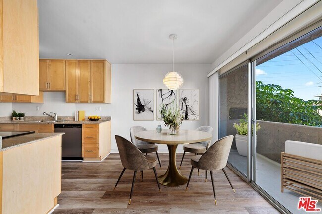 Building Photo - 11670 Iowa Ave