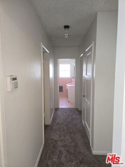 Building Photo - 6243 S Fairfax Ave