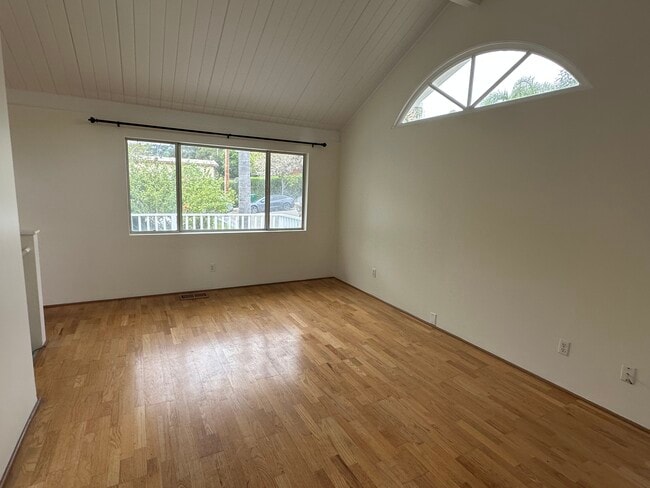 Building Photo - 1326 Clifton St