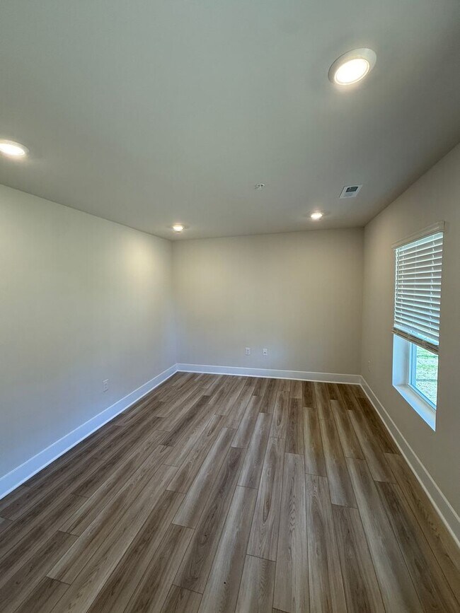 Building Photo - Stylish Townhome Overlooking River Marsh Golf Course- Cambridge, MD