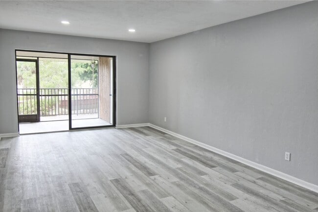 Building Photo - Gorgeous New Remodel! Pine Haven Condo in Bonita Springs!