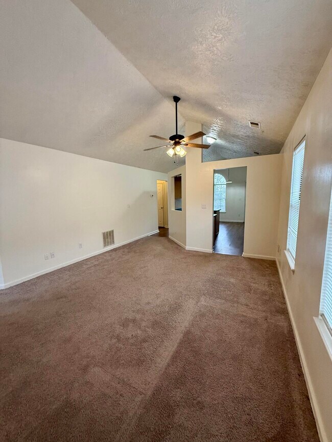 Building Photo - 781 Nickwood Trail