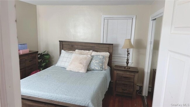 Building Photo - 228 N 7th Ave