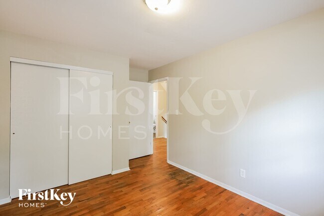 Building Photo - 3618 Ferncliff Ave