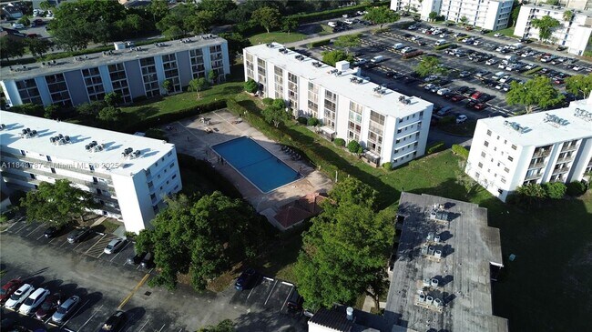 Building Photo - 8550 N Sherman Cir