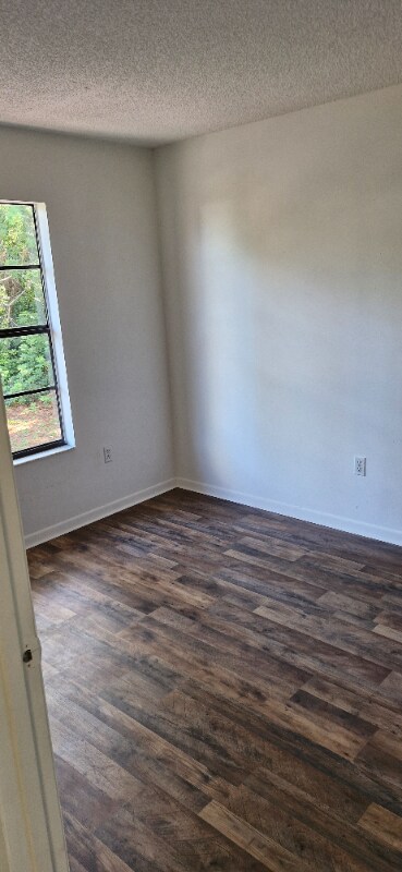 Building Photo - 107 Hearthside Ave NW