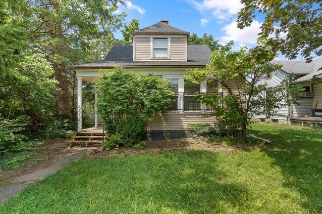 Building Photo - 3 Bedroom Home For Rent