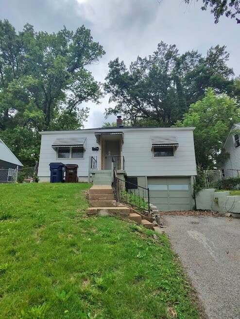 Building Photo - 515 Coppinger Dr