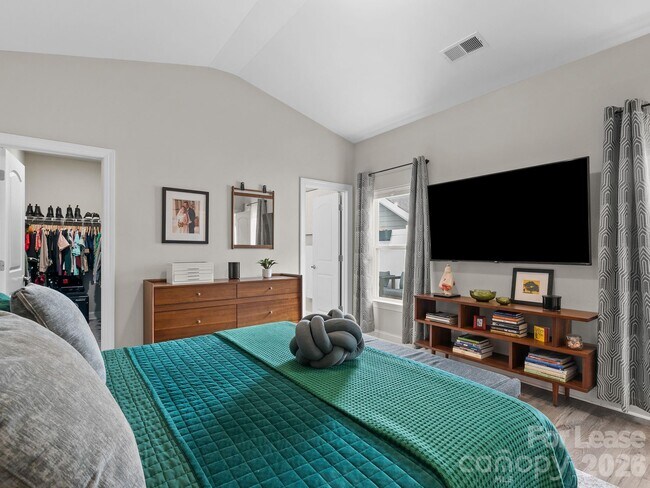 Building Photo - 58 Walnut Springs Dr