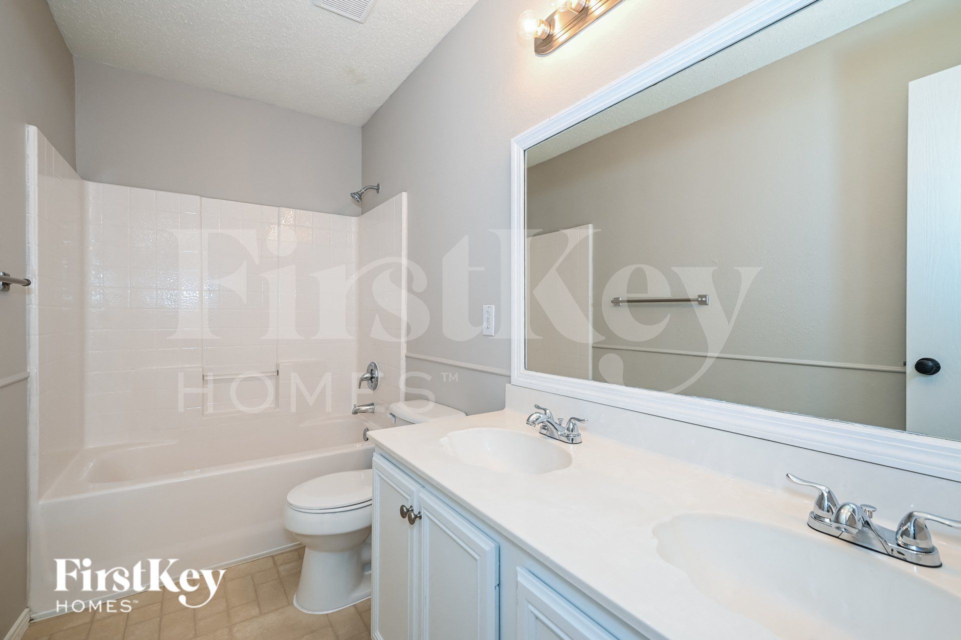 Building Photo - 1445 Lochspring Dr