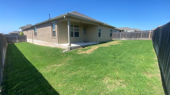 Building Photo - 3304 Kenner Dr