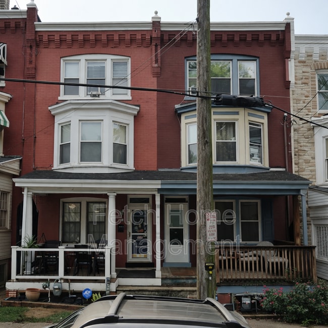 Building Photo - 312 N Reservoir St