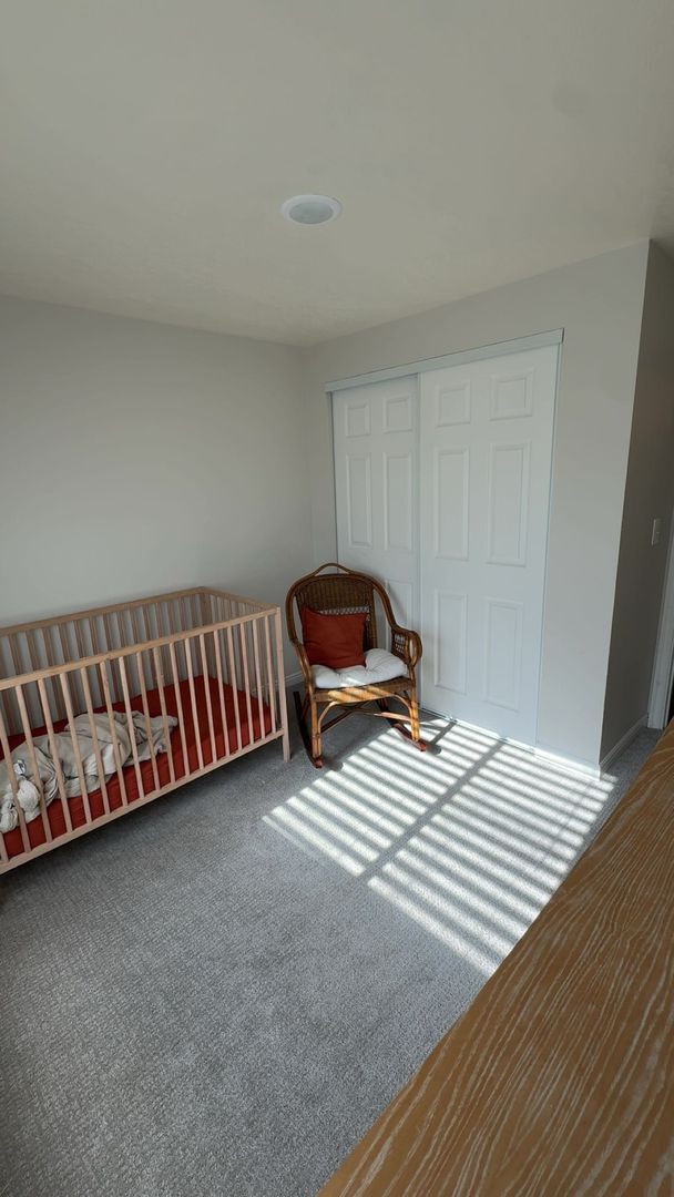 Building Photo - Cove Drive Comfort