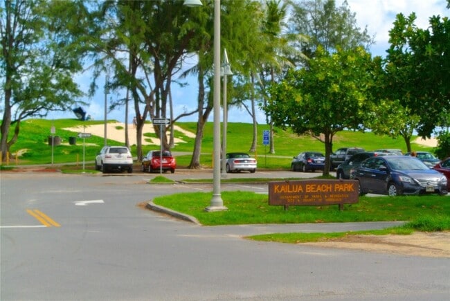 Building Photo - 362 - MA