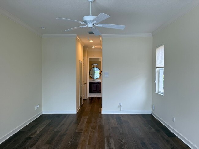 Building Photo - Luxurious 4 Bedroom 3 Bath Lakefront Pool Home W/3-Car Garage