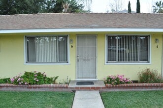 Building Photo - 560 Cajon St