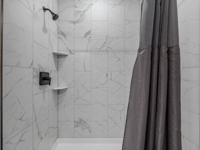 Building Photo - Charming 3 Bedroom Home in Spartanburg – Modern Upgrades & Stylish Finishes