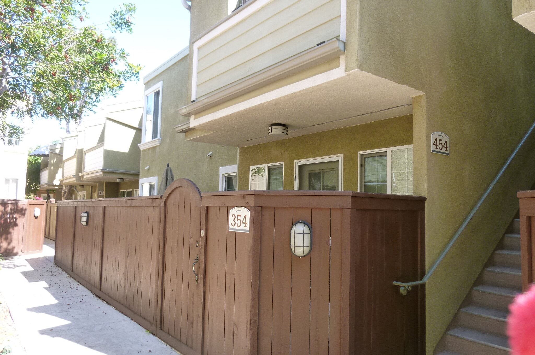 Building Photo - 5404 Balboa Arms Dr