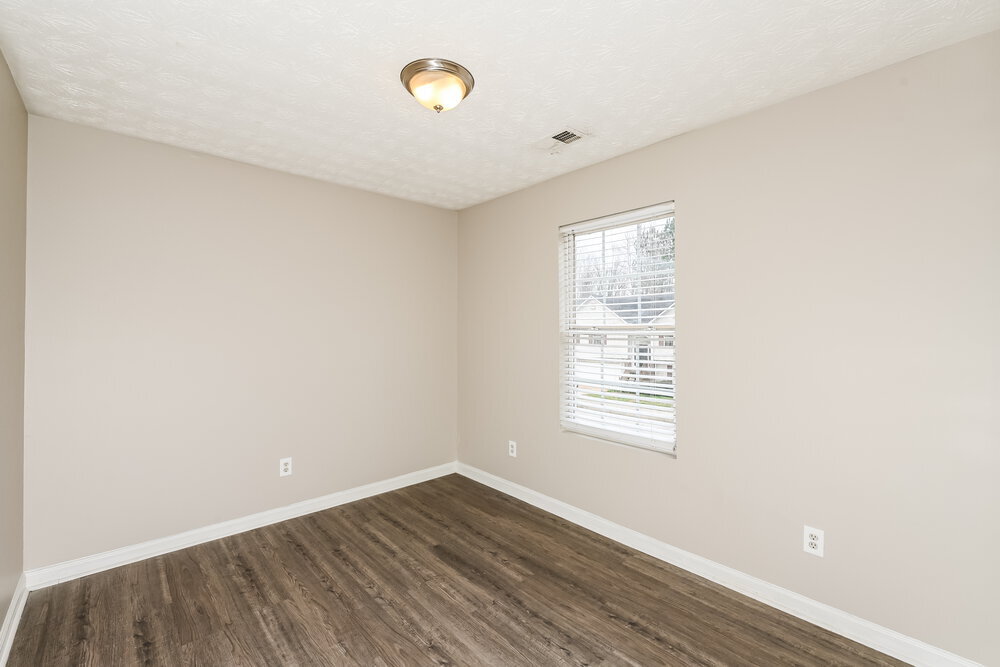 Building Photo - 10139 Jefferson Village Dr SW