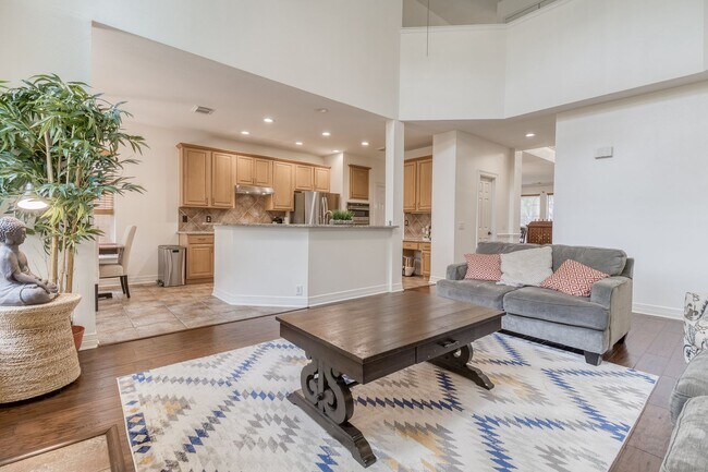 Building Photo - Beautiful Walker Ranch 2 Story Home. This location is fabulous, located off Bitters and Blanco