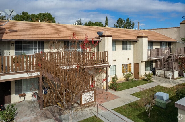 Building Photo - Little Europe