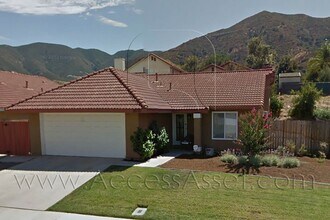 Building Photo - Spacious 3 Bedroom, 2 Bath Home in Beautiful Lake Elsinore!