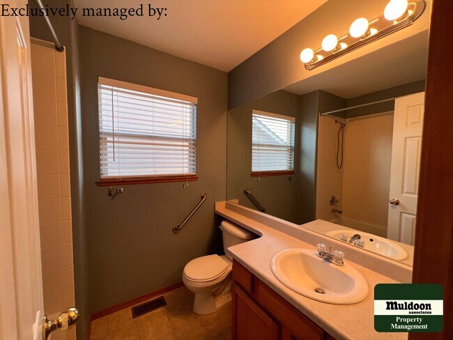 Building Photo - Beautiful home in Claremont Ranch