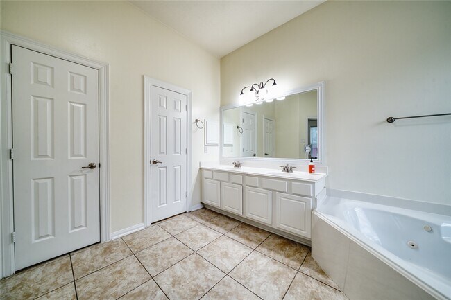 Building Photo - 8518 Lemonmint Meadow Dr