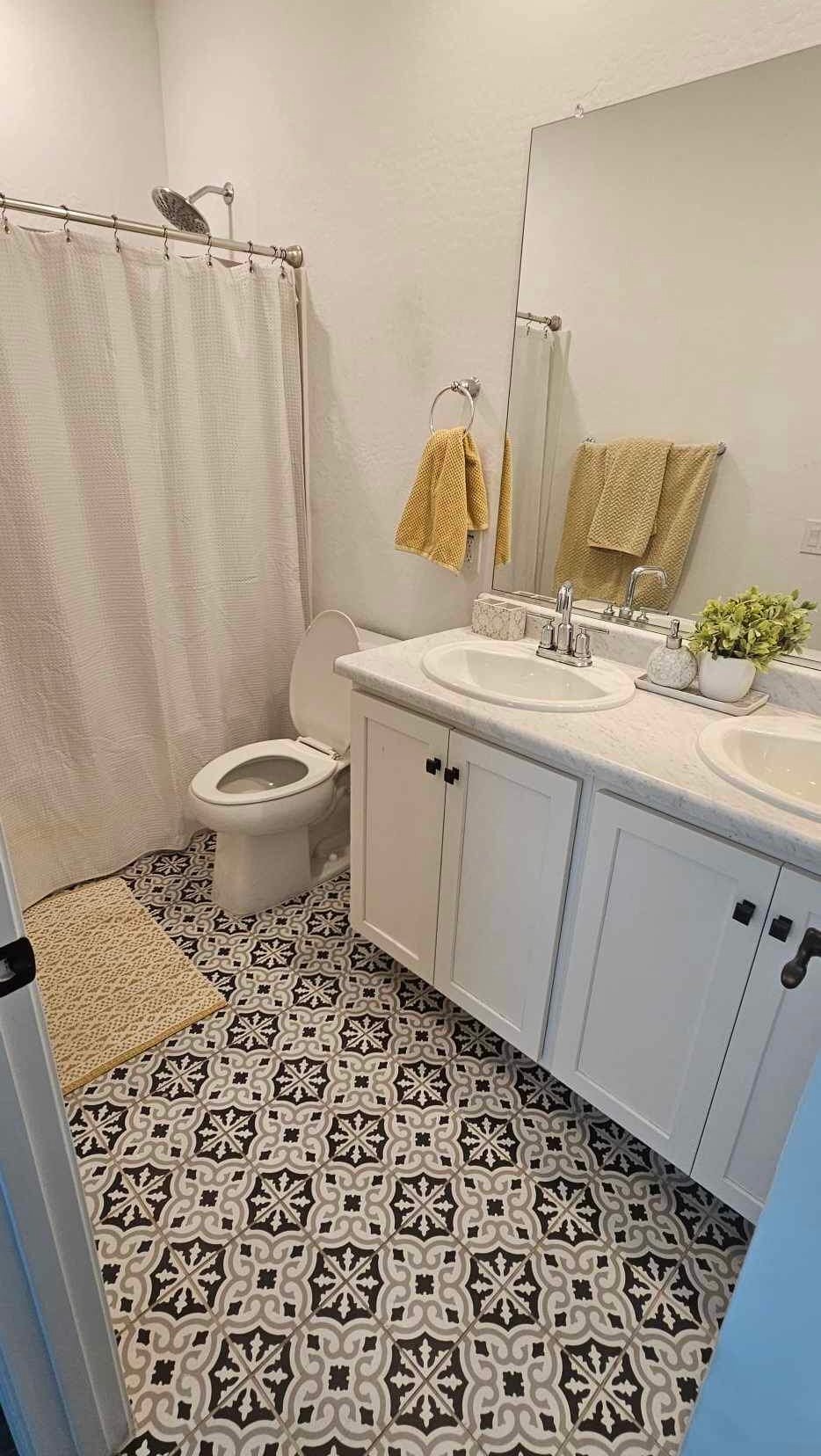 Building Photo - 1111 S Avondale Blvd