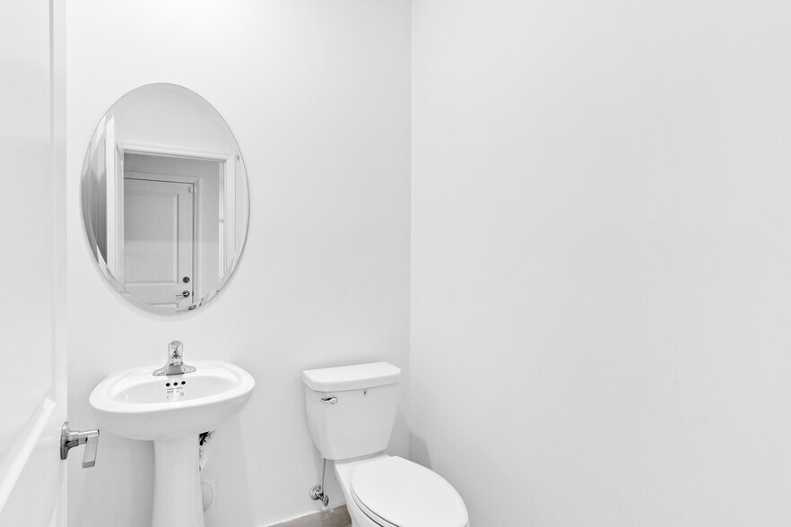 Building Photo - 11947 SW 241st Ter