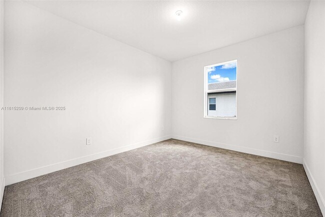Building Photo - 12228 SW 43rd St
