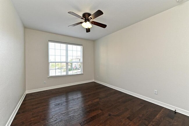 Building Photo - 12124 Terraza Cir