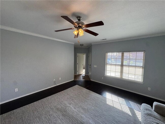 Building Photo - 6505 S 50th St