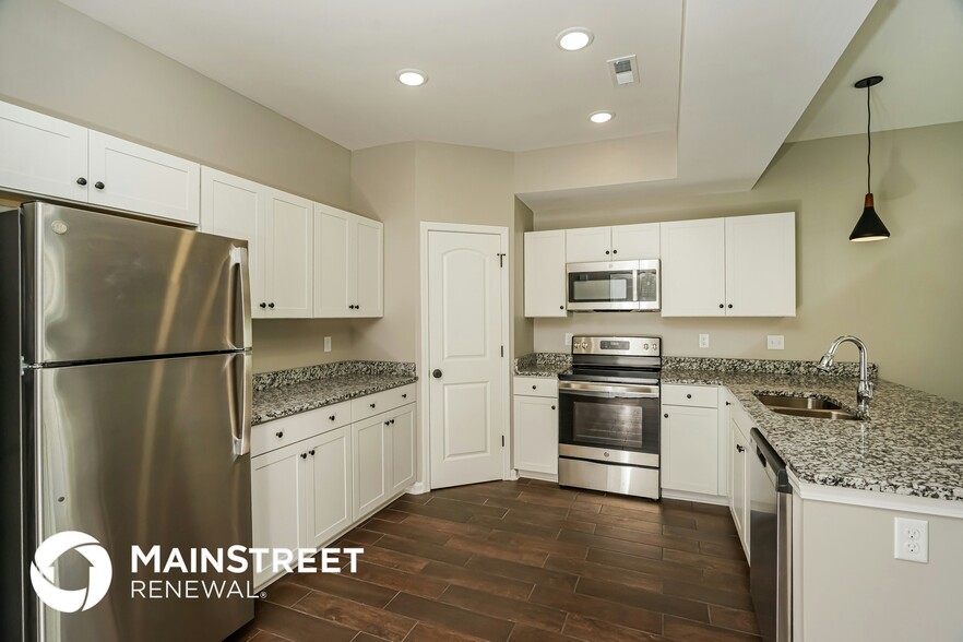 Building Photo - 2053 Hoosier Way