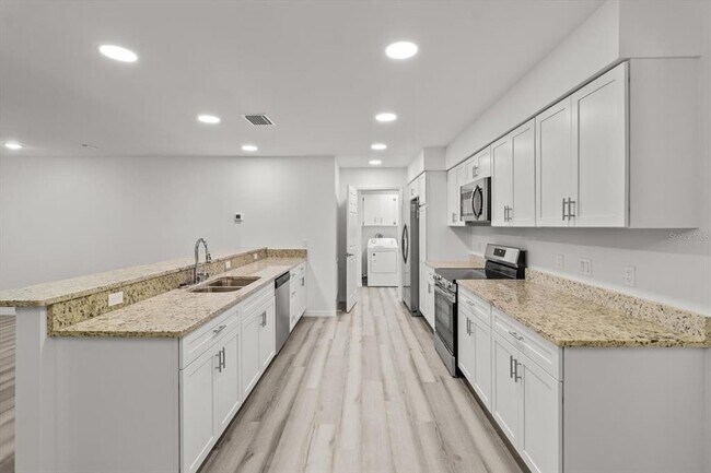 Building Photo - 1255 S Estate Point