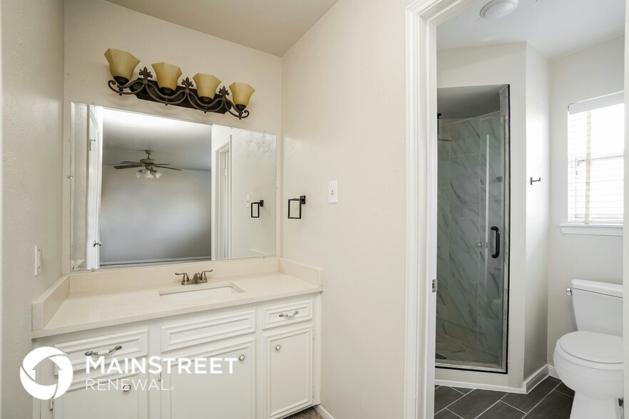 Building Photo - 5347 Friar Tuck Dr