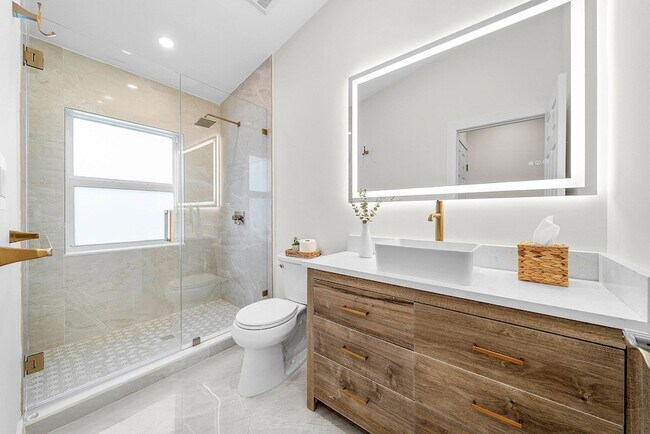 Building Photo - 2721 Neaton Ct