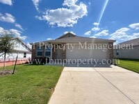 Building Photo - 644 W Criner St